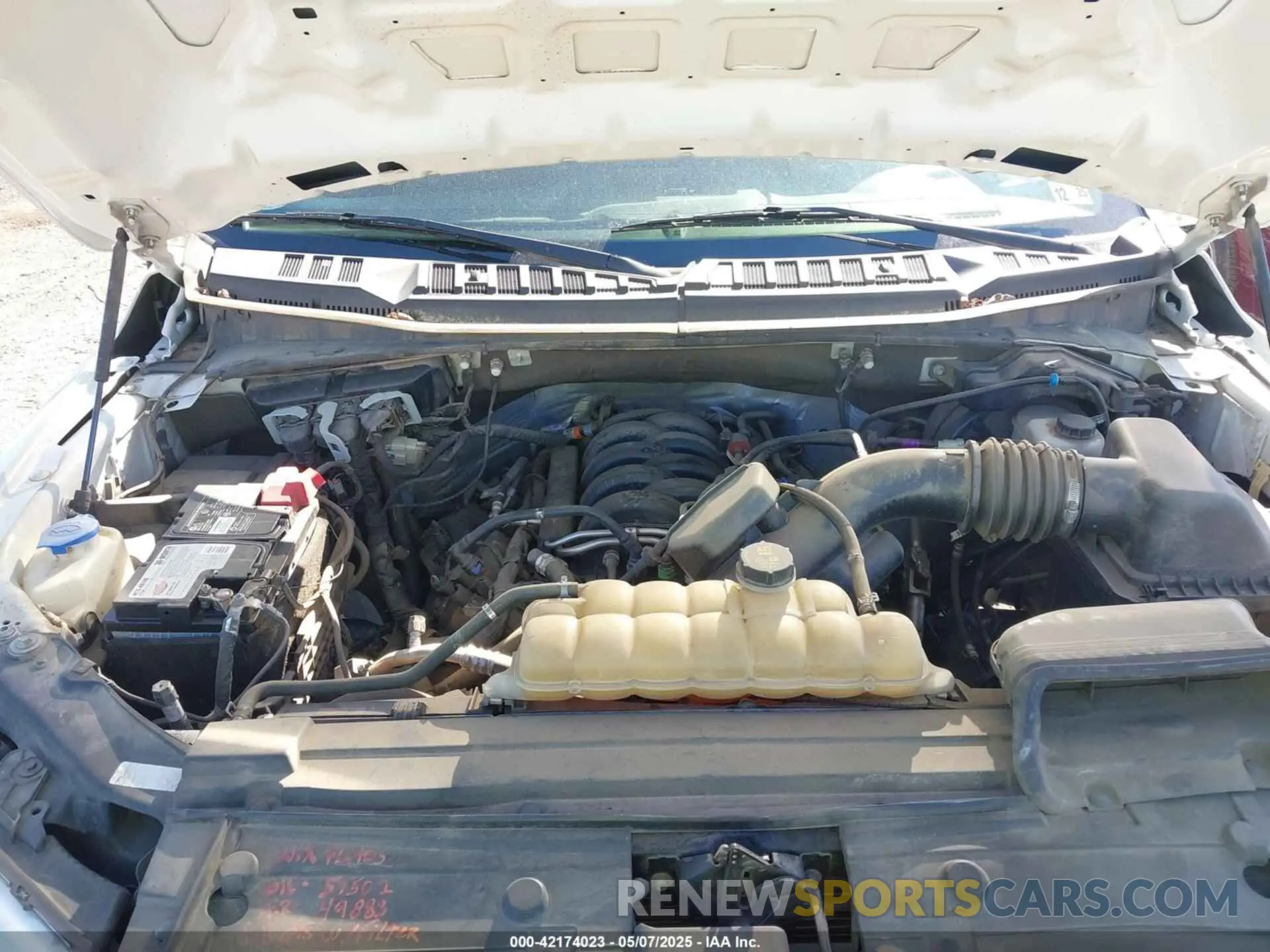 10 fotografías del automóvil dañado 1FTEW1E59KKF30750 FORD F-150 2019