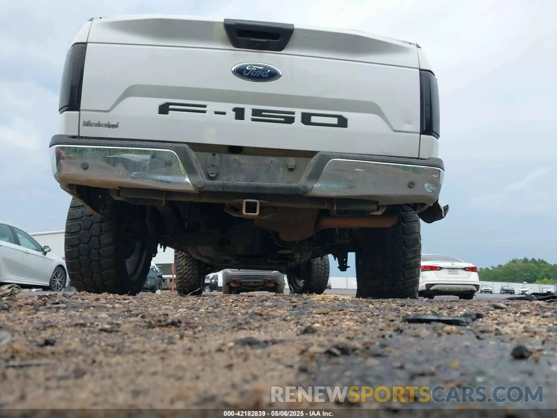 17 fotografías del automóvil dañado 1FTEW1EB2KKD98999 FORD F-150 2019