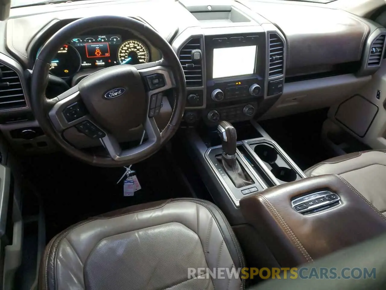 8 fotografías del automóvil dañado 1FTEW1EG0KFA23519 FORD F-150 2019