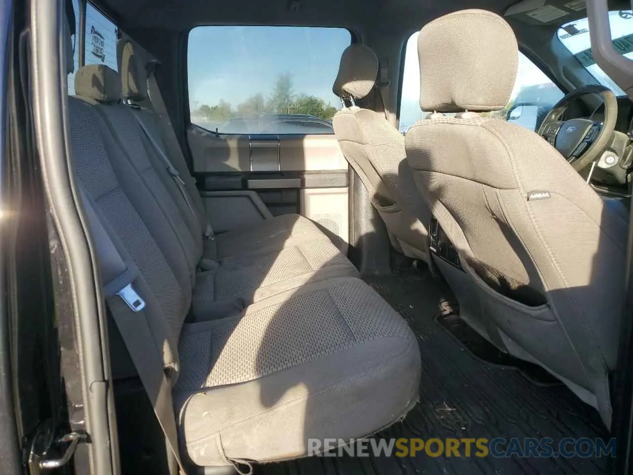 11 fotografías del automóvil dañado 1FTEW1EP0KFB26634 FORD F-150 2019