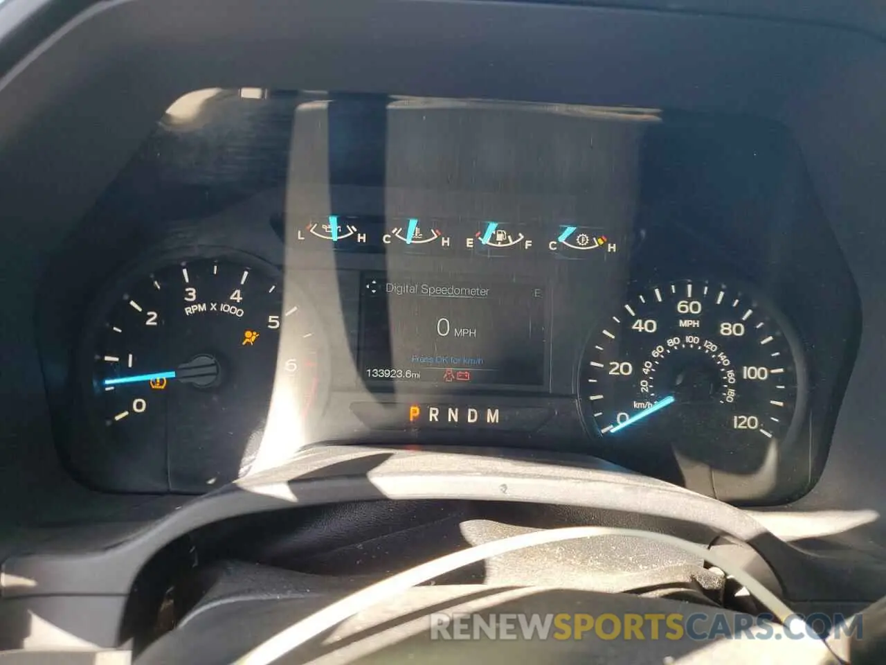 9 fotografías del automóvil dañado 1FTEW1EP1KFB59853 FORD F-150 2019