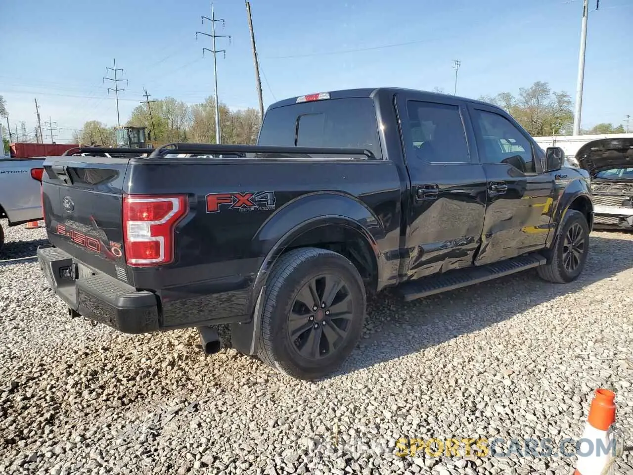 3 fotografías del automóvil dañado 1FTEW1EP1KFB71162 FORD F-150 2019
