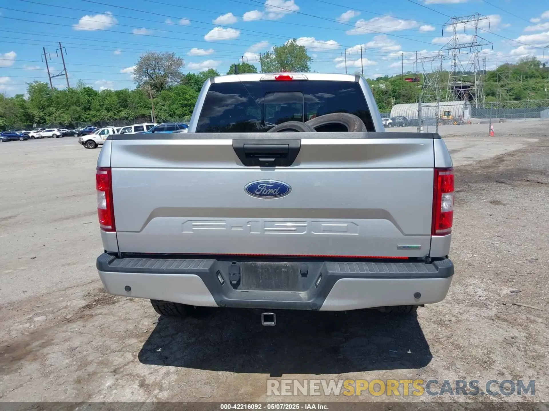 17 fotografías del automóvil dañado 1FTEW1EP1KFD51936 FORD F-150 2019