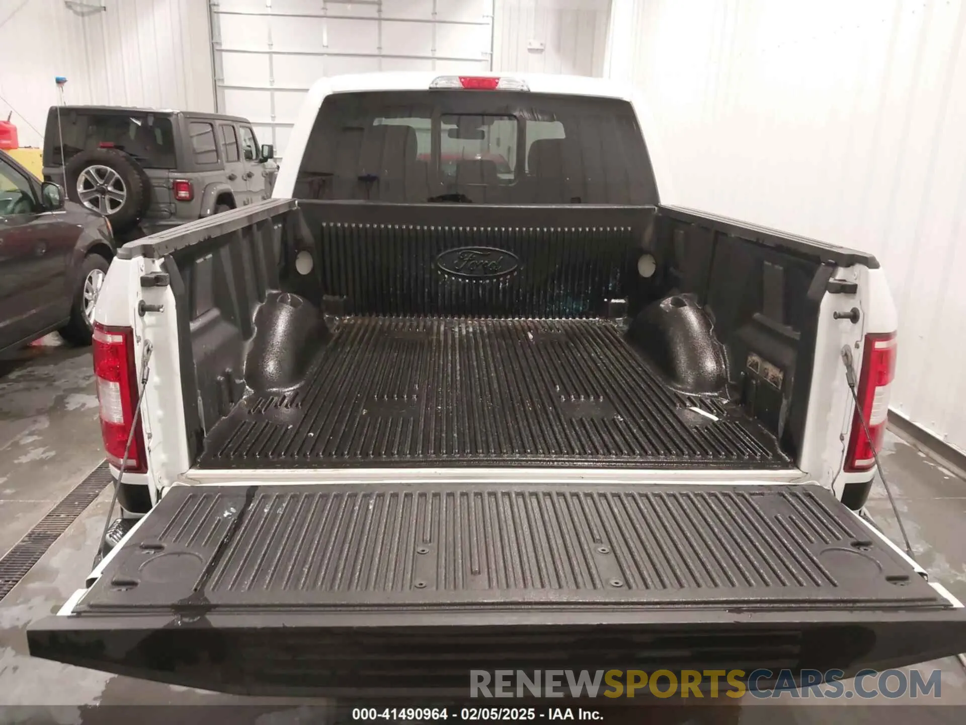 12 fotografías del automóvil dañado 1FTEW1EP2KFB60901 FORD F-150 2019