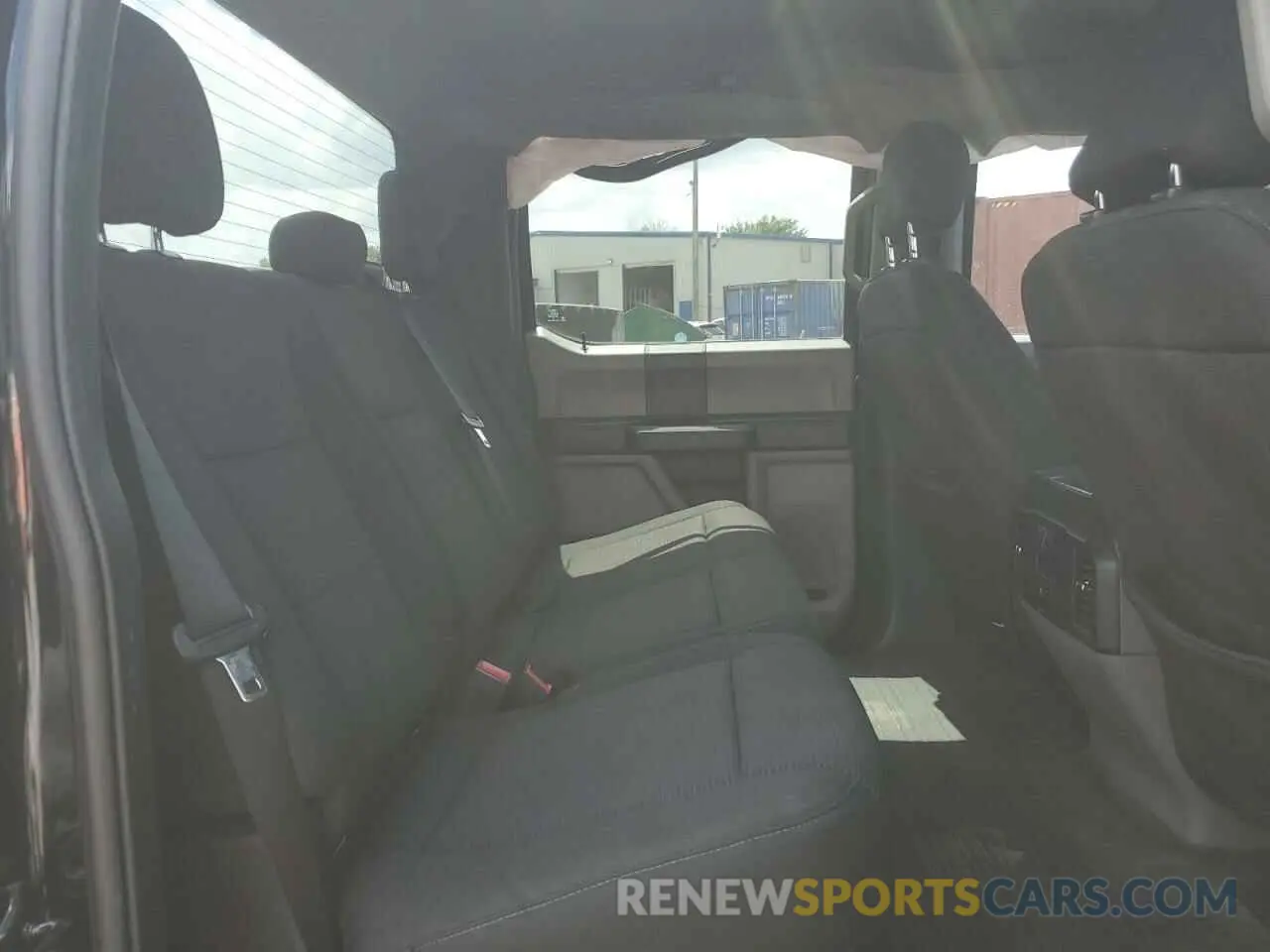 10 fotografías del automóvil dañado 1FTEW1EP2KFC68628 FORD F-150 2019