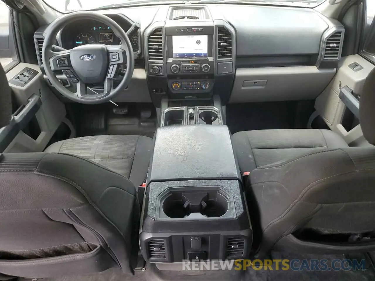8 fotografías del automóvil dañado 1FTEW1EP2KFC68628 FORD F-150 2019