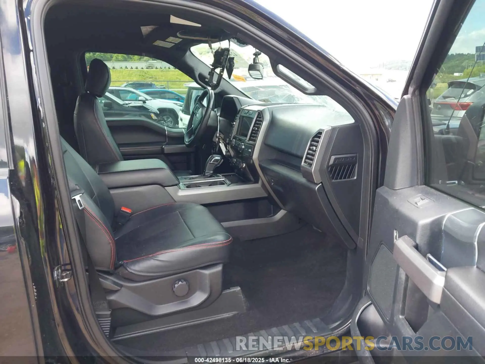5 fotografías del automóvil dañado 1FTEW1EP2KKD53413 FORD F-150 2019