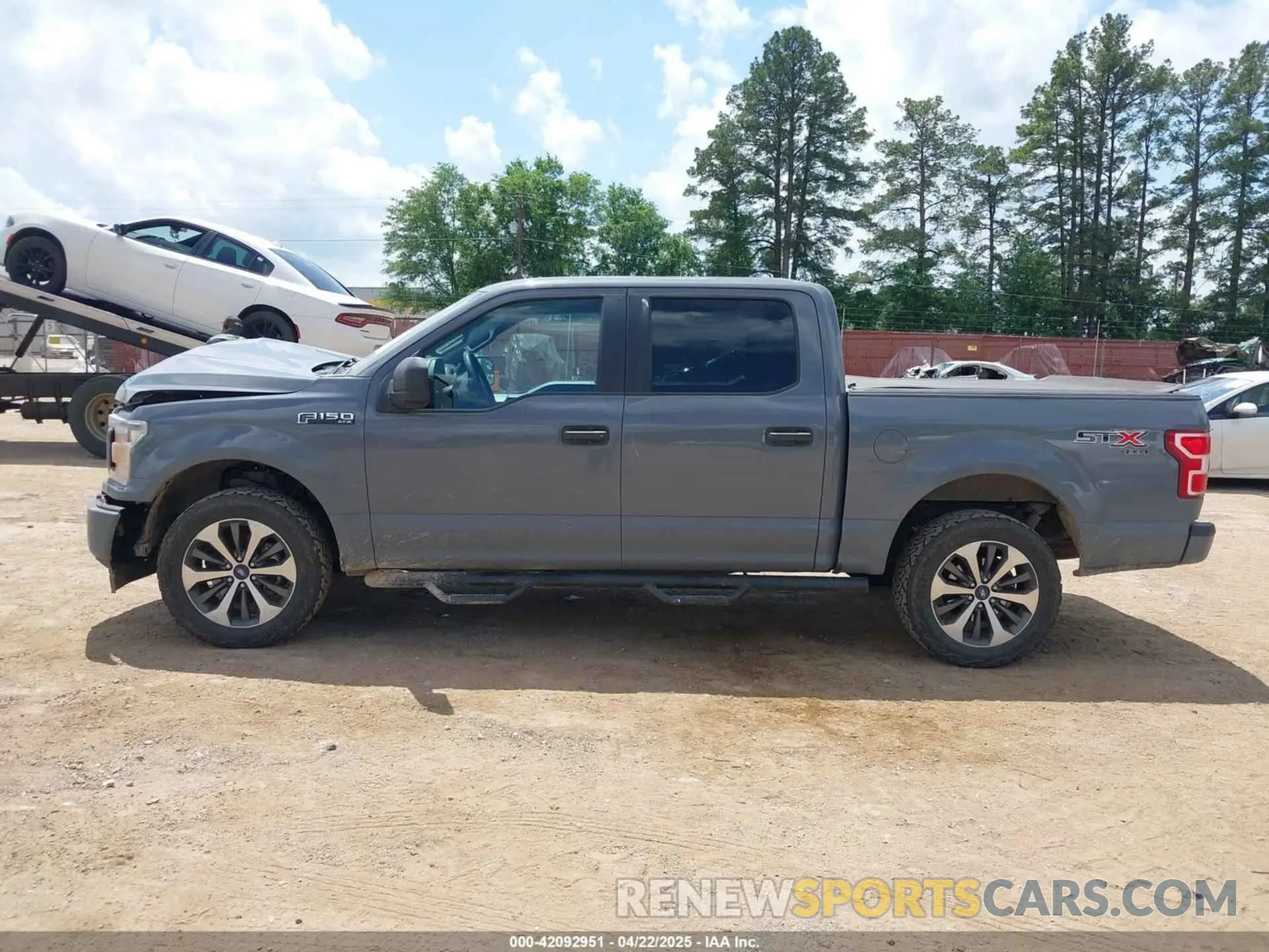 14 fotografías del automóvil dañado 1FTEW1EP2KKE63250 FORD F-150 2019