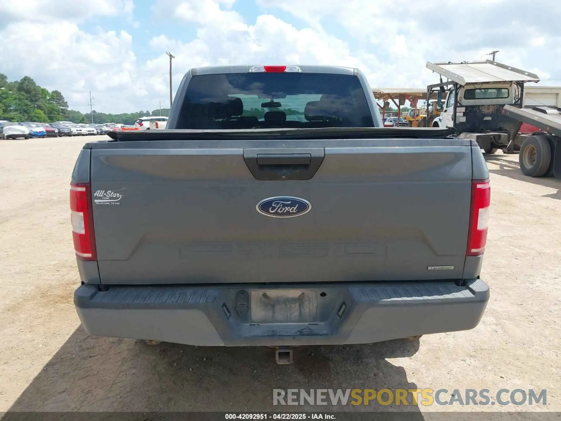 16 fotografías del automóvil dañado 1FTEW1EP2KKE63250 FORD F-150 2019