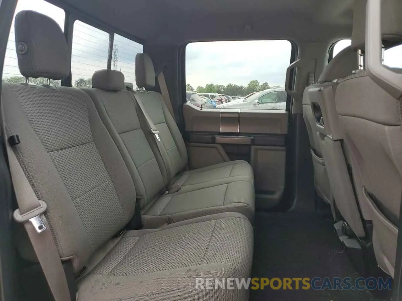 10 fotografías del automóvil dañado 1FTEW1EP3KFA30898 FORD F-150 2019