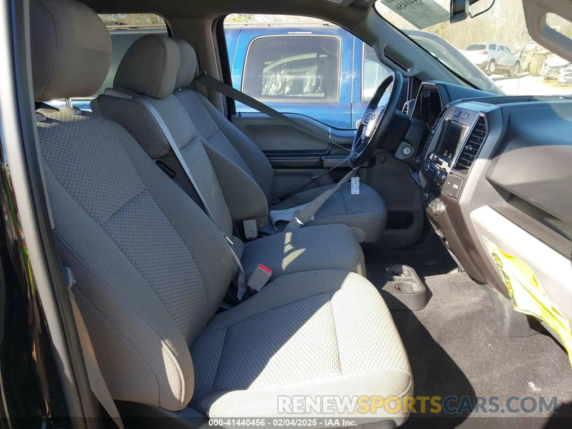 5 fotografías del automóvil dañado 1FTEW1EP3KFC05313 FORD F-150 2019