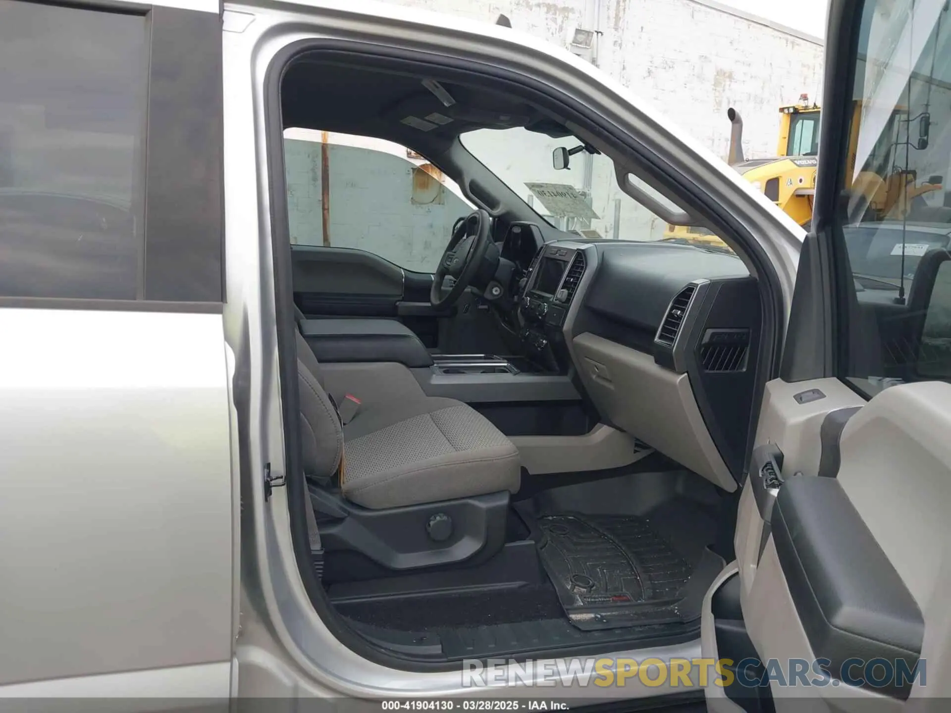 5 fotografías del automóvil dañado 1FTEW1EP3KFC59758 FORD F-150 2019