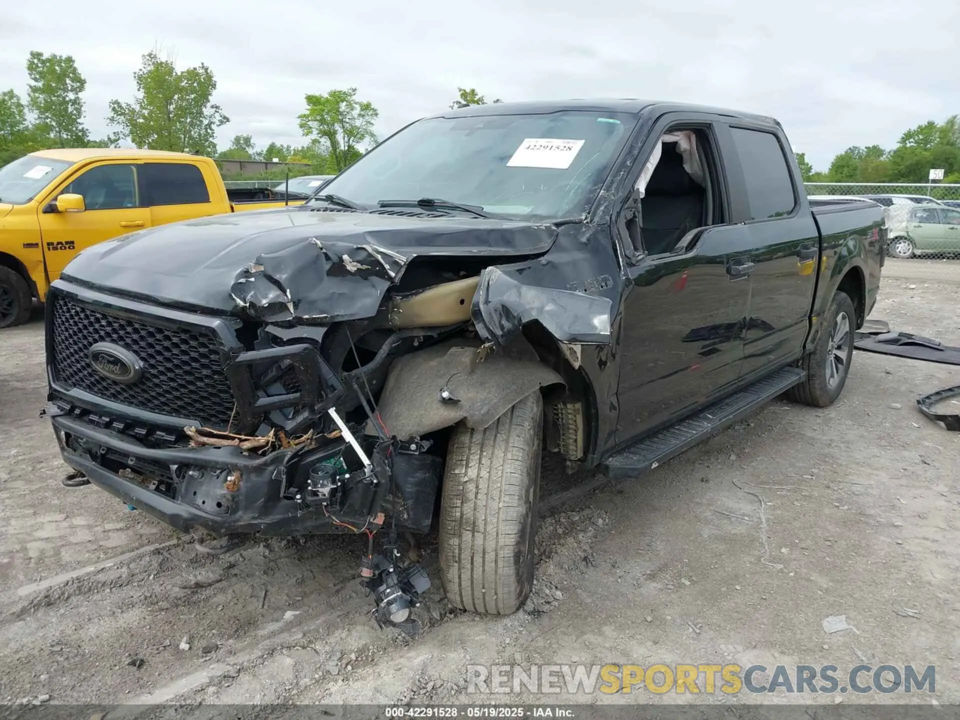 2 fotografías del automóvil dañado 1FTEW1EP3KKC32342 FORD F-150 2019