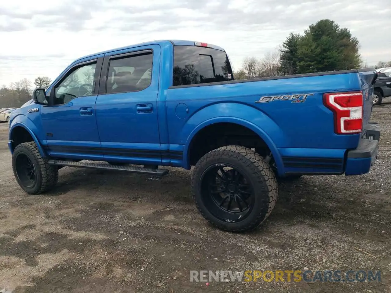 2 fotografías del automóvil dañado 1FTEW1EP4KFB62312 FORD F-150 2019