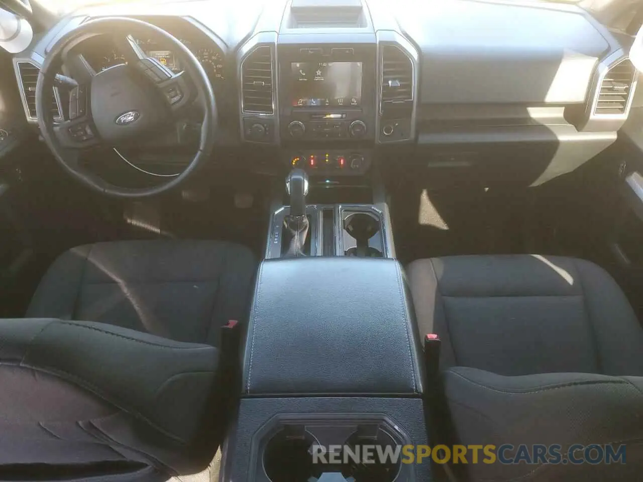 8 fotografías del automóvil dañado 1FTEW1EP4KFC25375 FORD F-150 2019