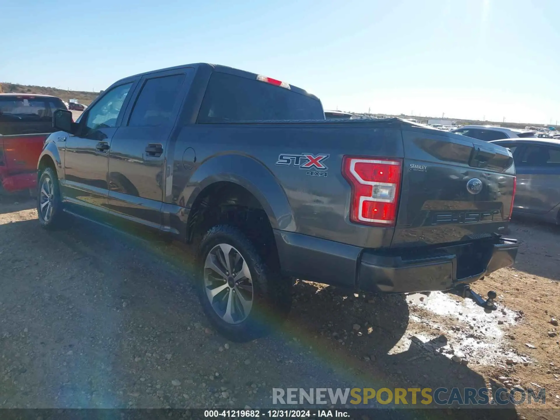 3 fotografías del automóvil dañado 1FTEW1EP4KKE47793 FORD F-150 2019