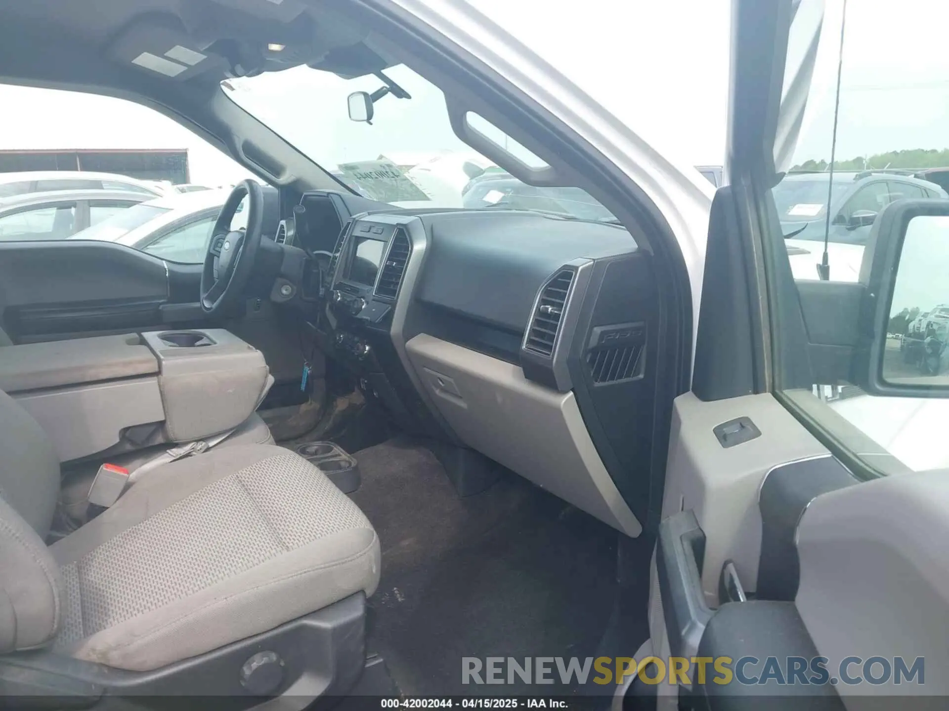 5 fotografías del automóvil dañado 1FTEW1EP5KFA76149 FORD F-150 2019