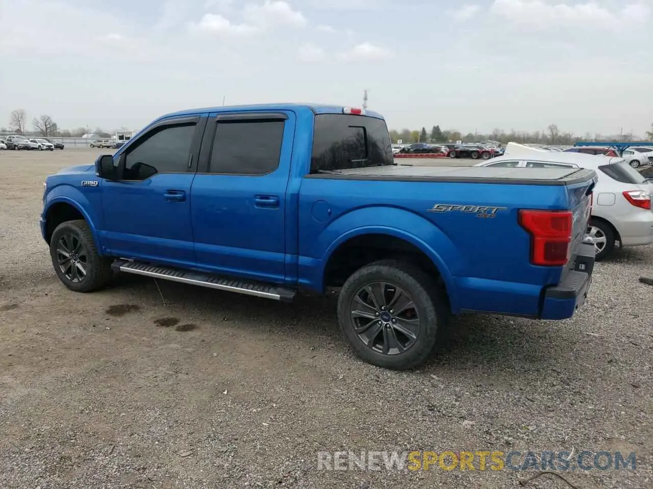 2 fotografías del automóvil dañado 1FTEW1EP5KFB51870 FORD F-150 2019