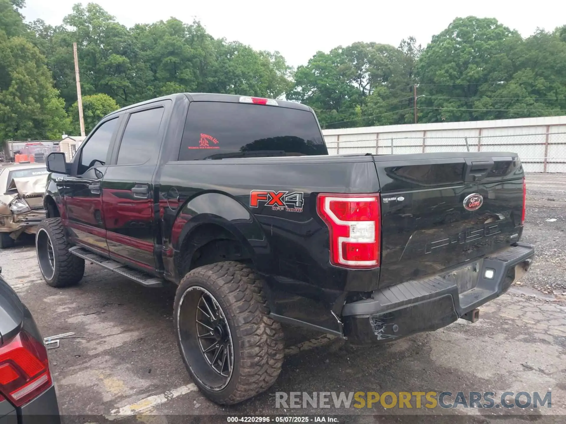 3 fotografías del automóvil dañado 1FTEW1EP5KKD10667 FORD F-150 2019