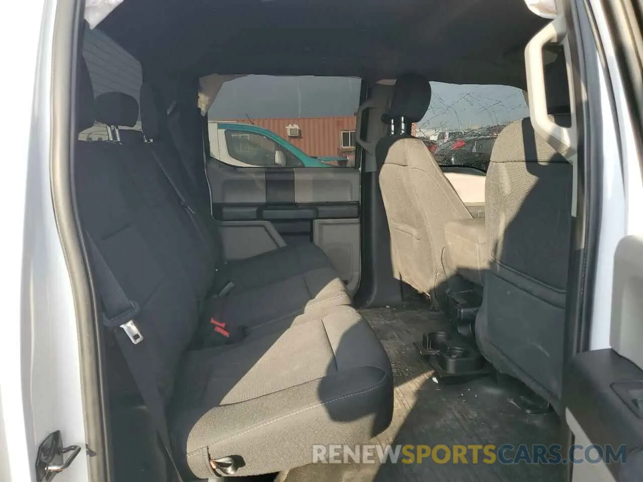 10 fotografías del automóvil dañado 1FTEW1EP7KKD11299 FORD F-150 2019