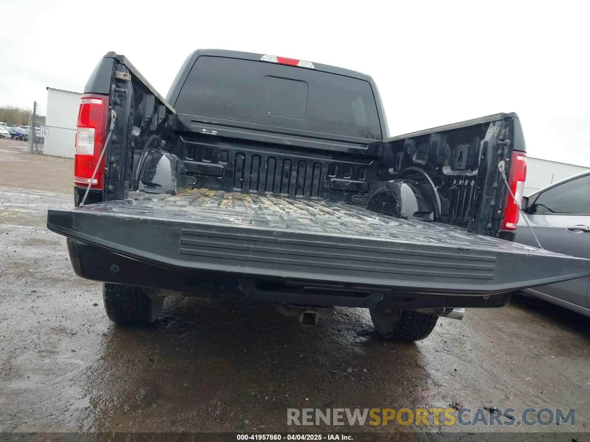 17 fotografías del automóvil dañado 1FTEW1EP7KKF18114 FORD F-150 2019