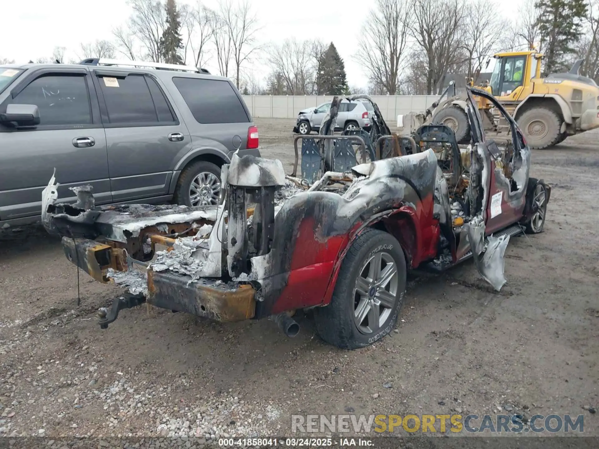 4 fotografías del automóvil dañado 1FTEW1EP8KFB62474 FORD F-150 2019