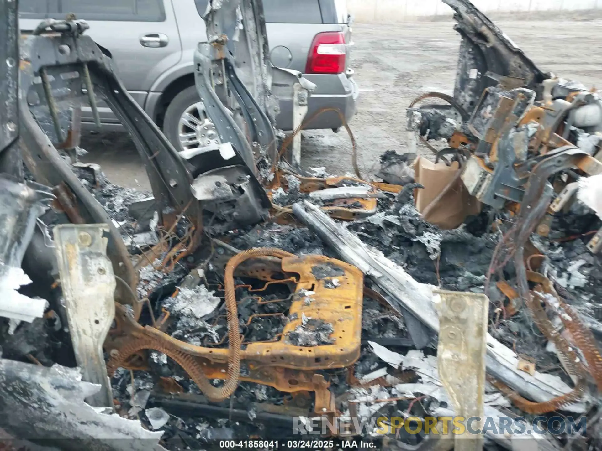 5 fotografías del automóvil dañado 1FTEW1EP8KFB62474 FORD F-150 2019
