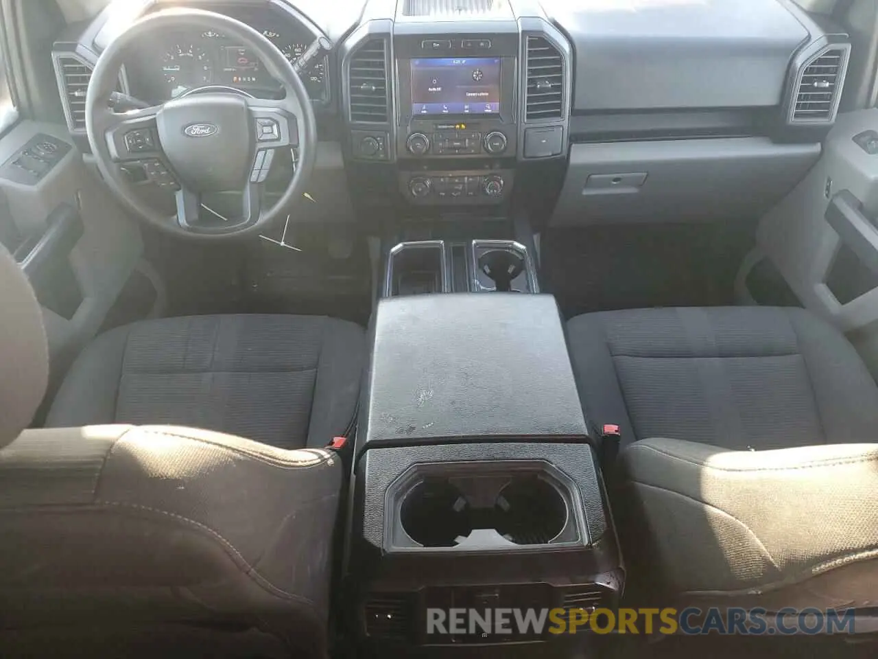 8 fotografías del automóvil dañado 1FTEW1EP8KFC08868 FORD F-150 2019