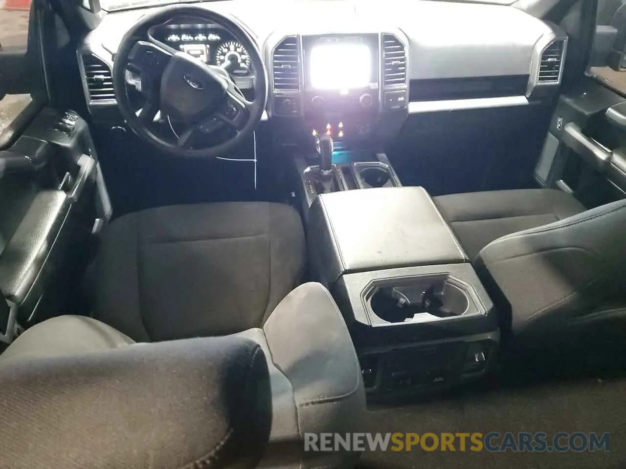 8 fotografías del automóvil dañado 1FTEW1EP8KFD51075 FORD F-150 2019