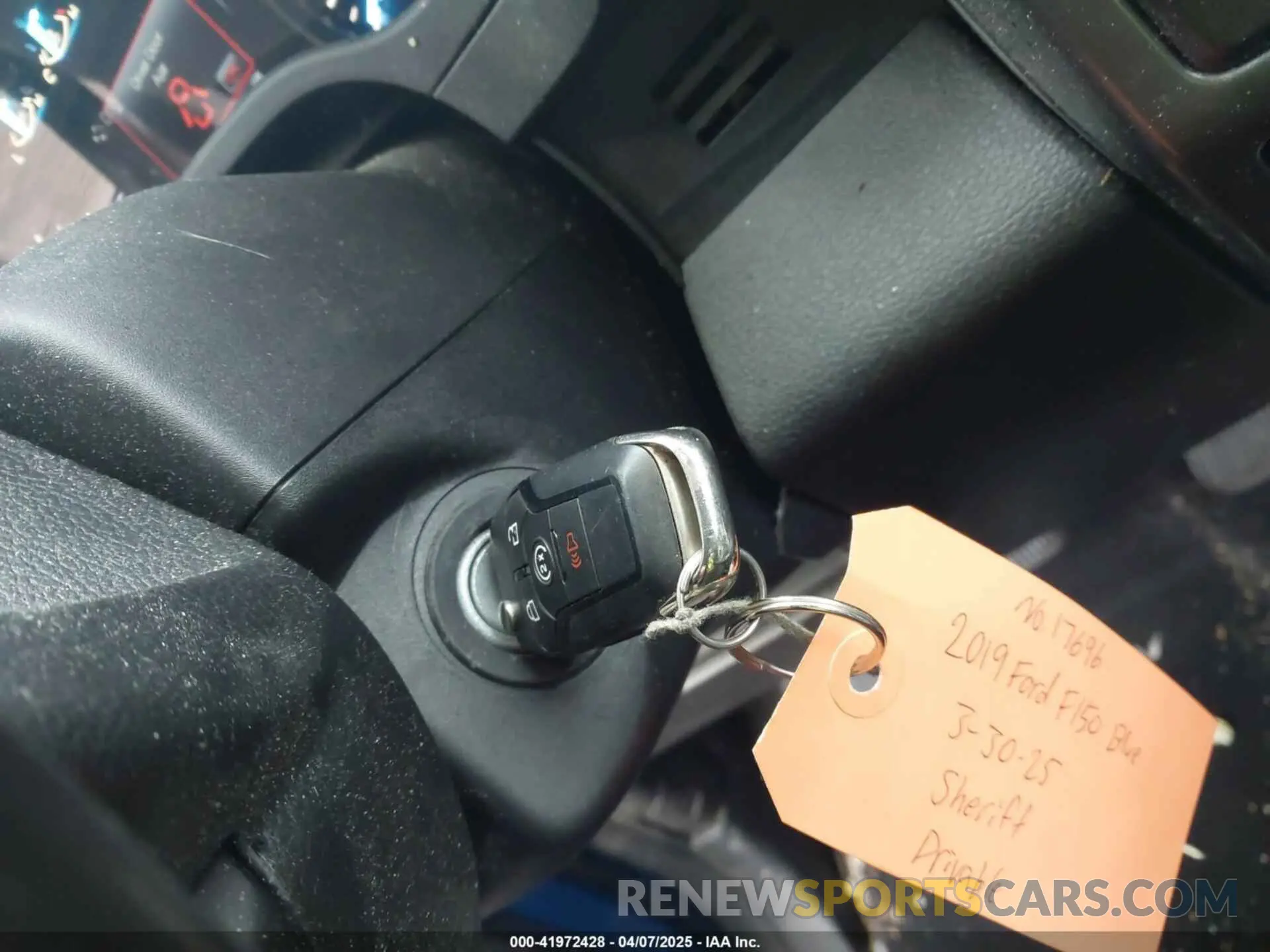 11 fotografías del automóvil dañado 1FTEW1EPXKFA34012 FORD F-150 2019
