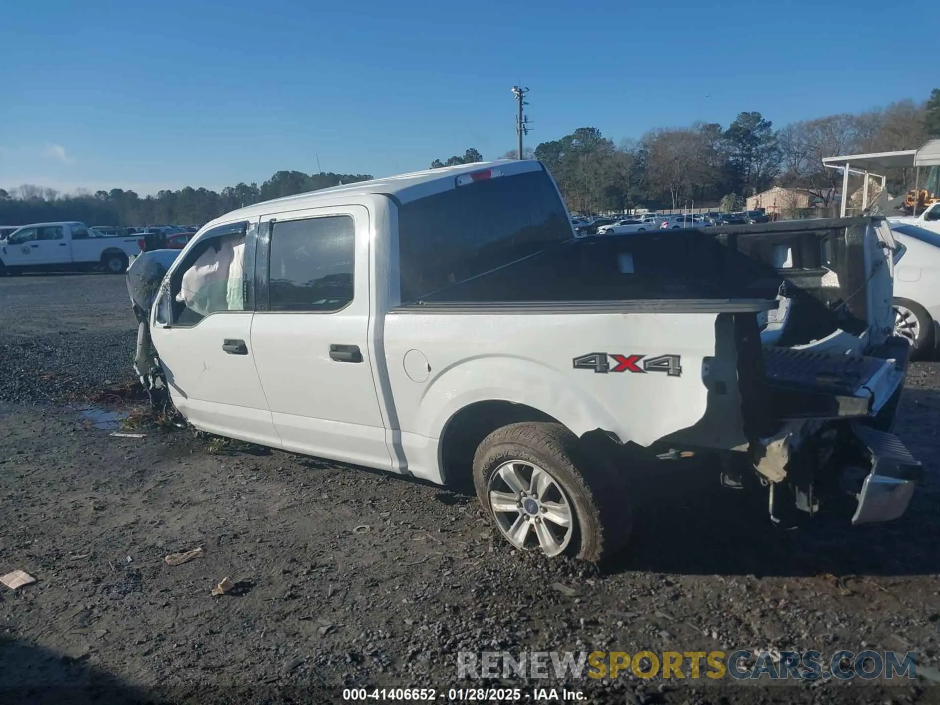 3 fotografías del automóvil dañado 1FTEW1EPXKFA49089 FORD F-150 2019