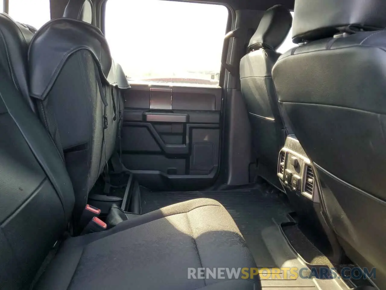 11 fotografías del automóvil dañado 1FTEW1EPXKFB01787 FORD F-150 2019