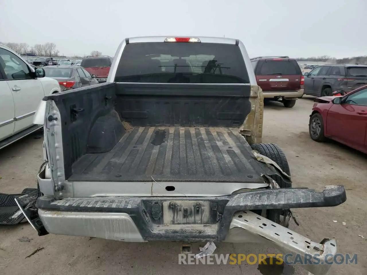 6 fotografías del automóvil dañado 1FTEW1EPXKKF27549 FORD F-150 2019
