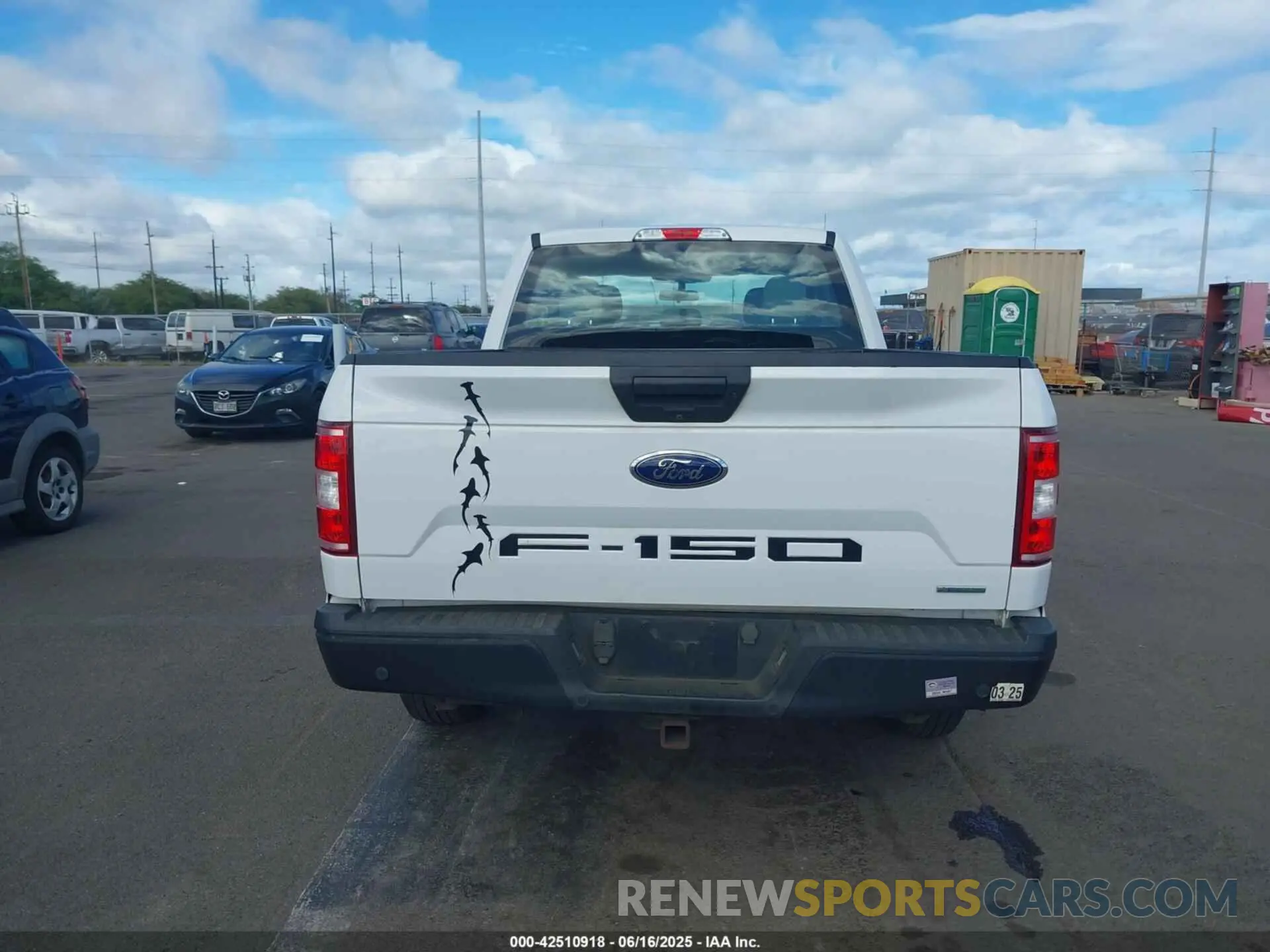 16 fotografías del automóvil dañado 1FTEX1C48KKD51946 FORD F-150 2019