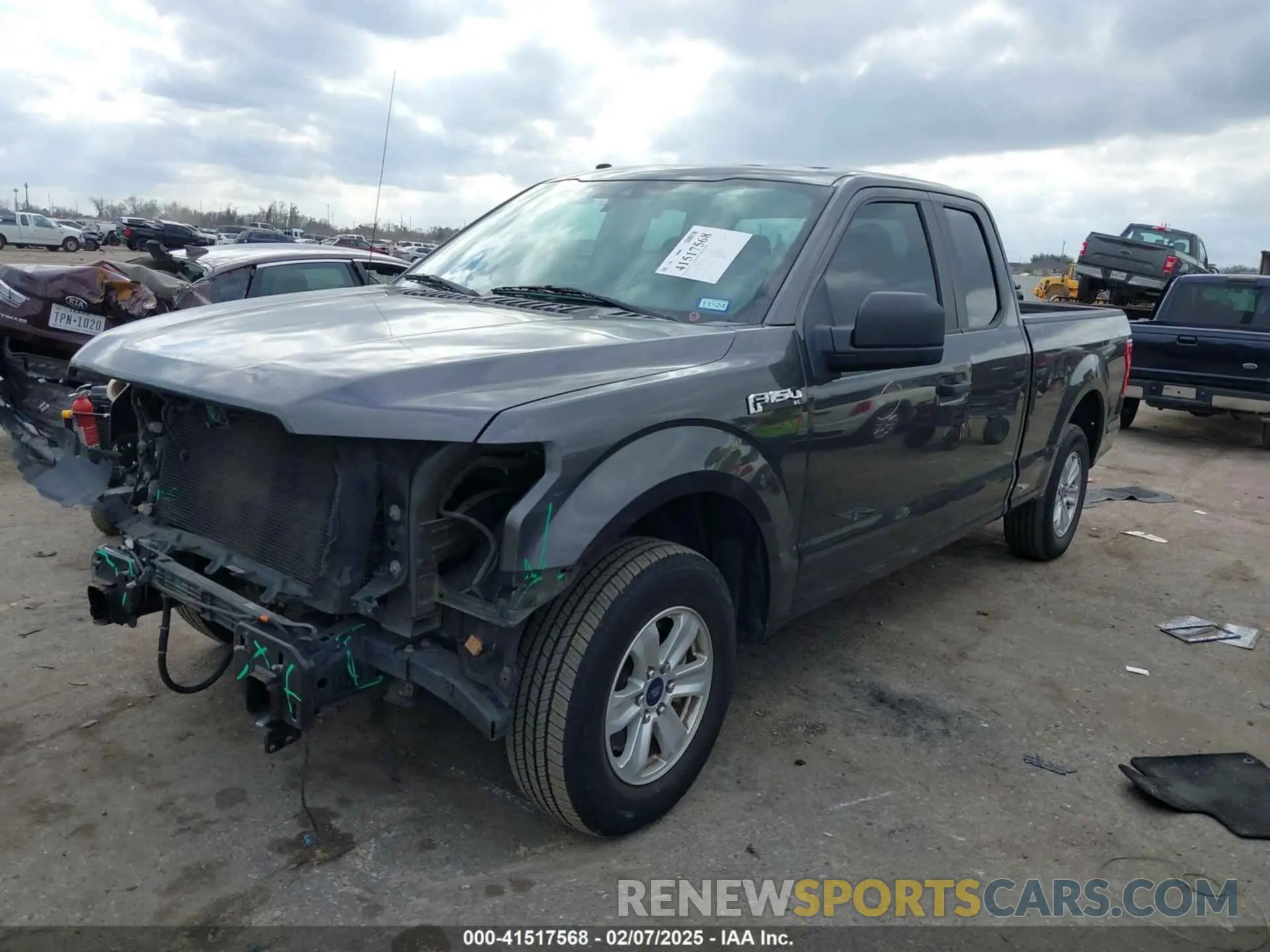 2 fotografías del automóvil dañado 1FTEX1CB2KKD32954 FORD F-150 2019