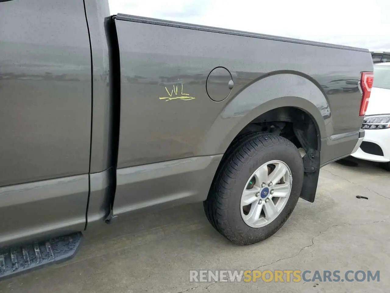 12 fotografías del automóvil dañado 1FTEX1CB6KKD87388 FORD F-150 2019