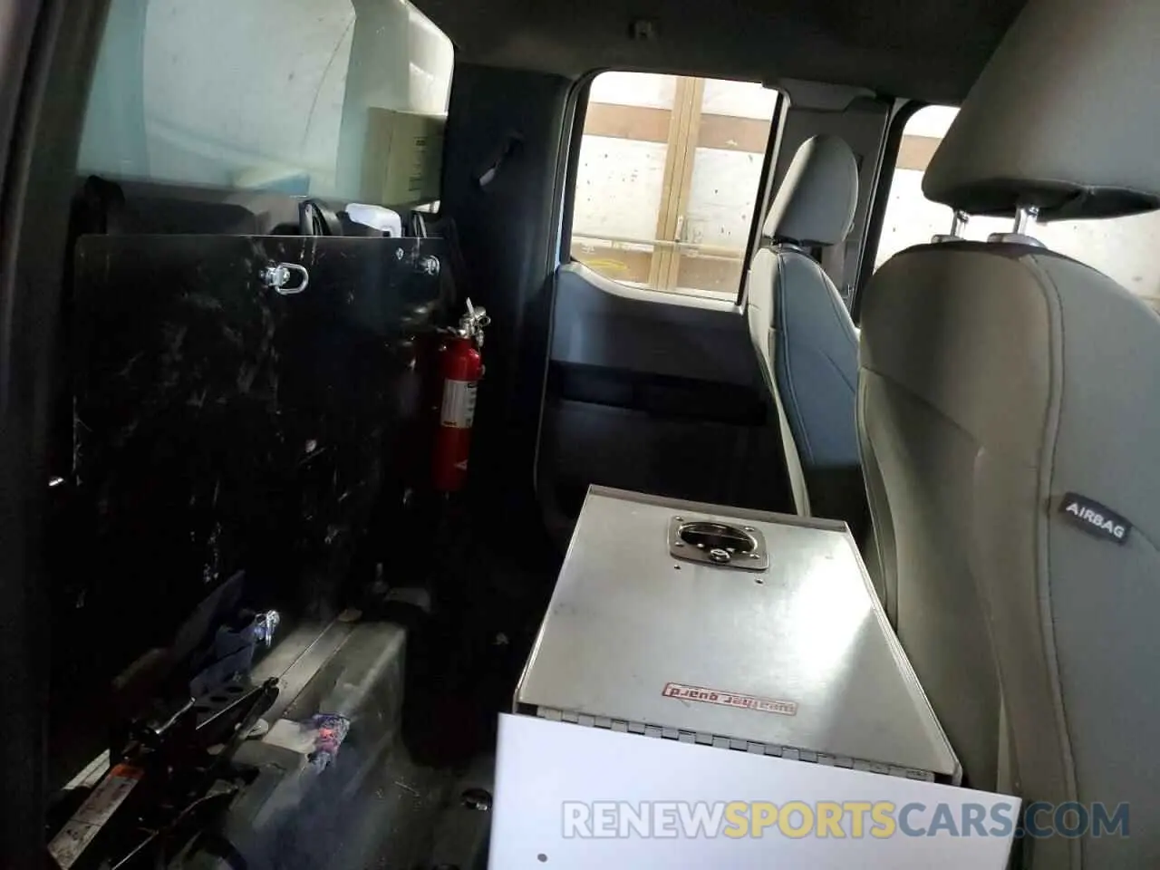 10 fotografías del automóvil dañado 1FTEX1CB6KKE70674 FORD F-150 2019