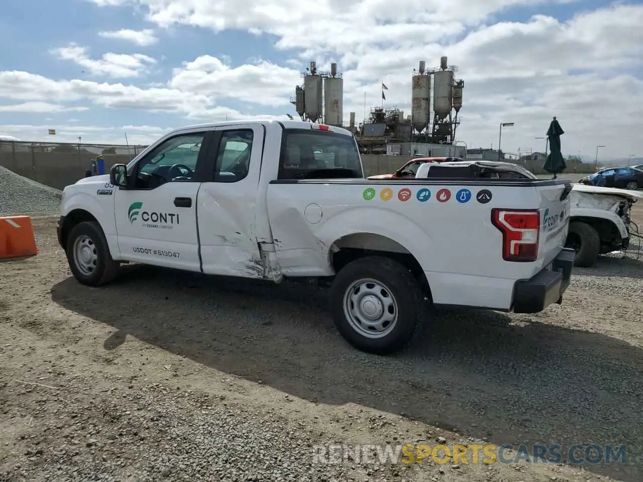 2 fotografías del automóvil dañado 1FTEX1CB6KKF18903 FORD F-150 2019