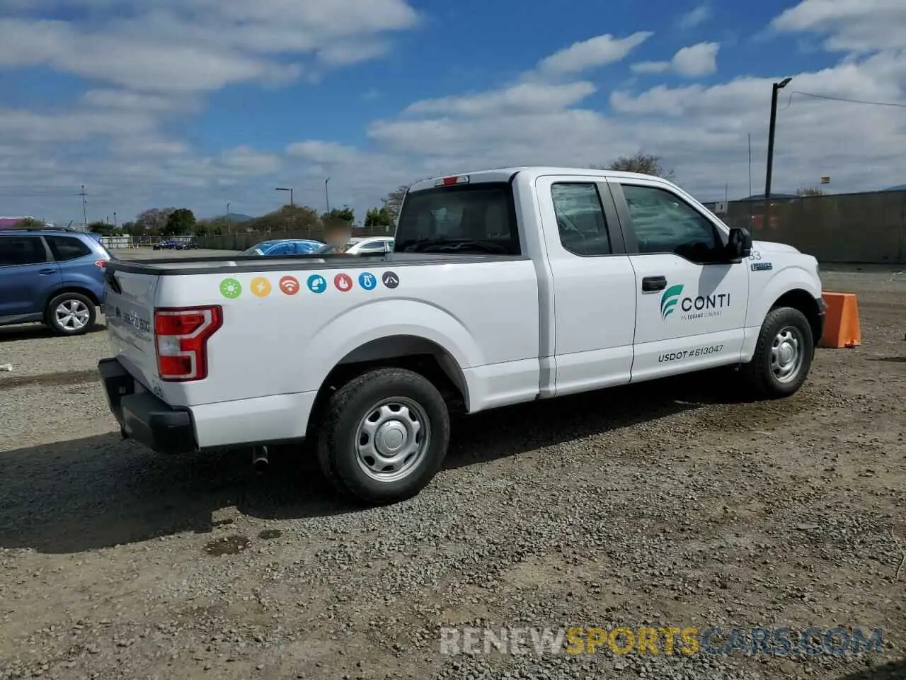 3 fotografías del automóvil dañado 1FTEX1CB6KKF18903 FORD F-150 2019