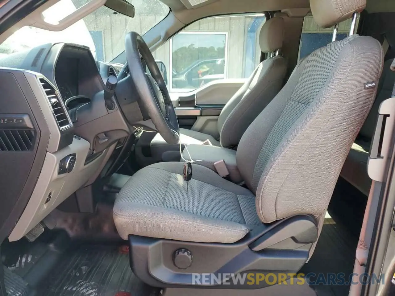 7 fotografías del automóvil dañado 1FTEX1CB7KFC26525 FORD F-150 2019