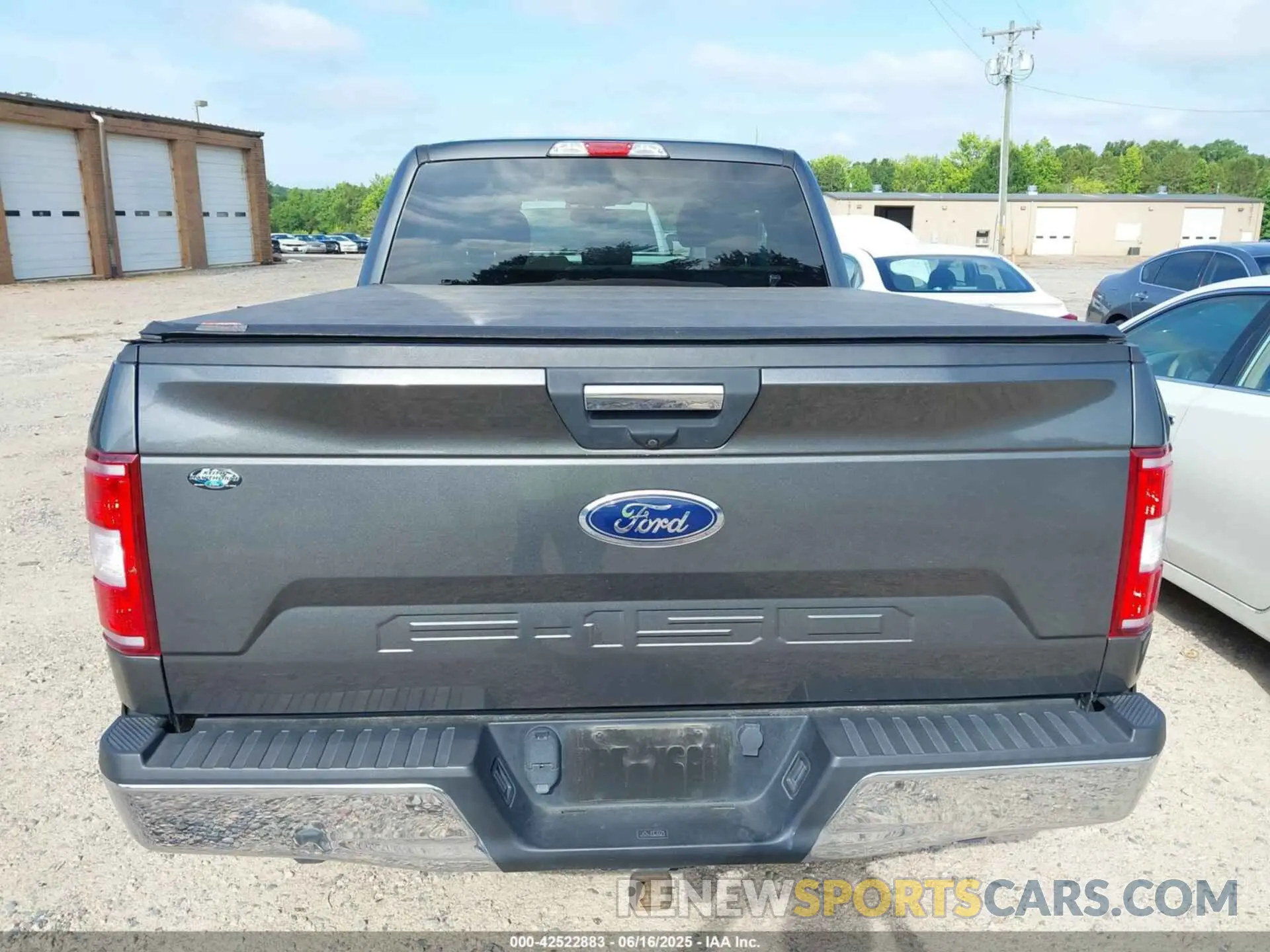 16 fotografías del automóvil dañado 1FTEX1CB8KKD31775 FORD F-150 2019