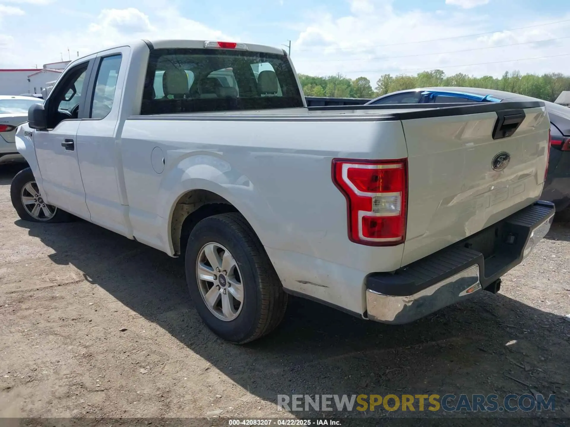 3 fotografías del automóvil dañado 1FTEX1CB9KFB64528 FORD F-150 2019