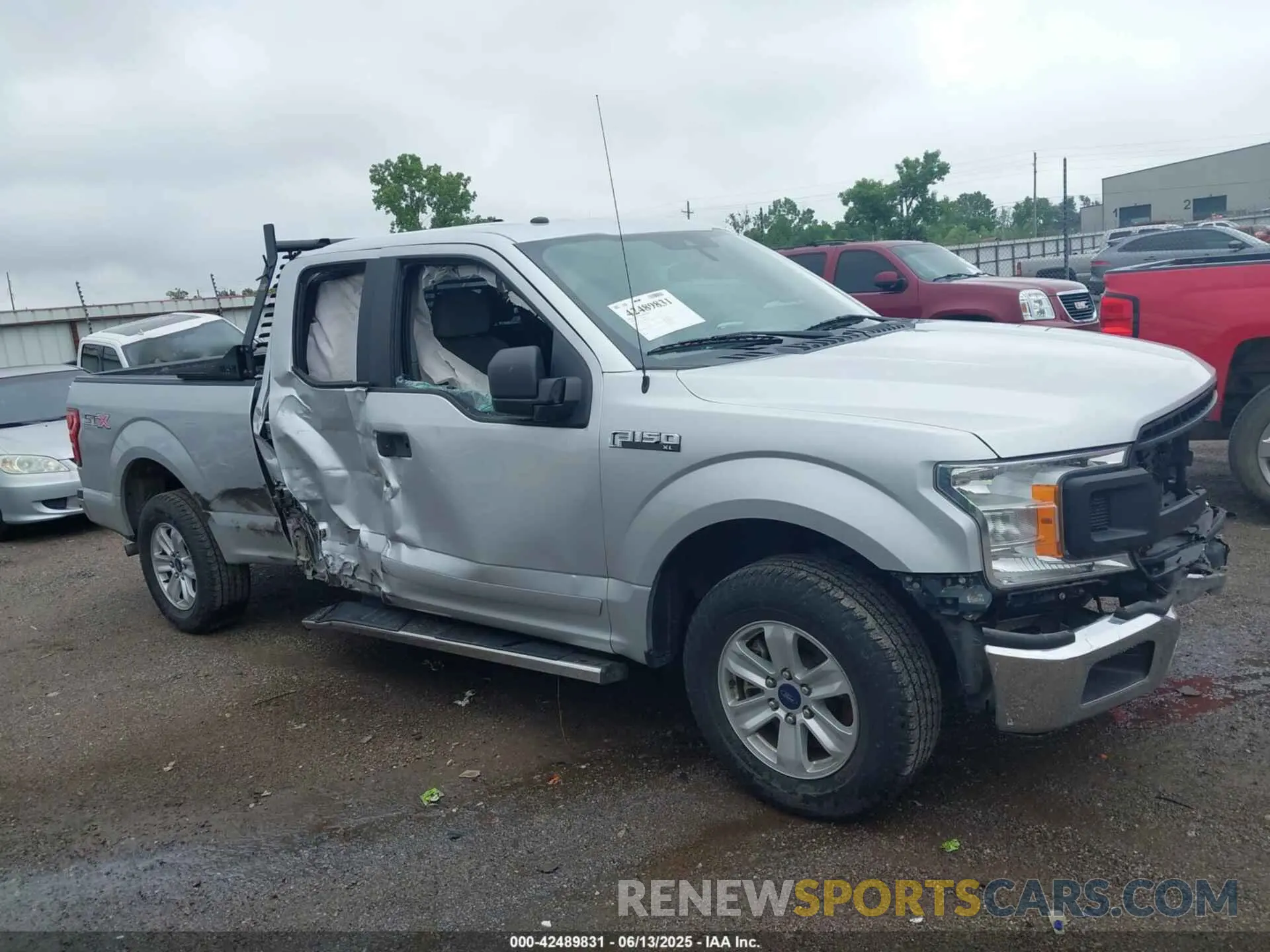 13 fotografías del automóvil dañado 1FTEX1CB9KKD25645 FORD F-150 2019