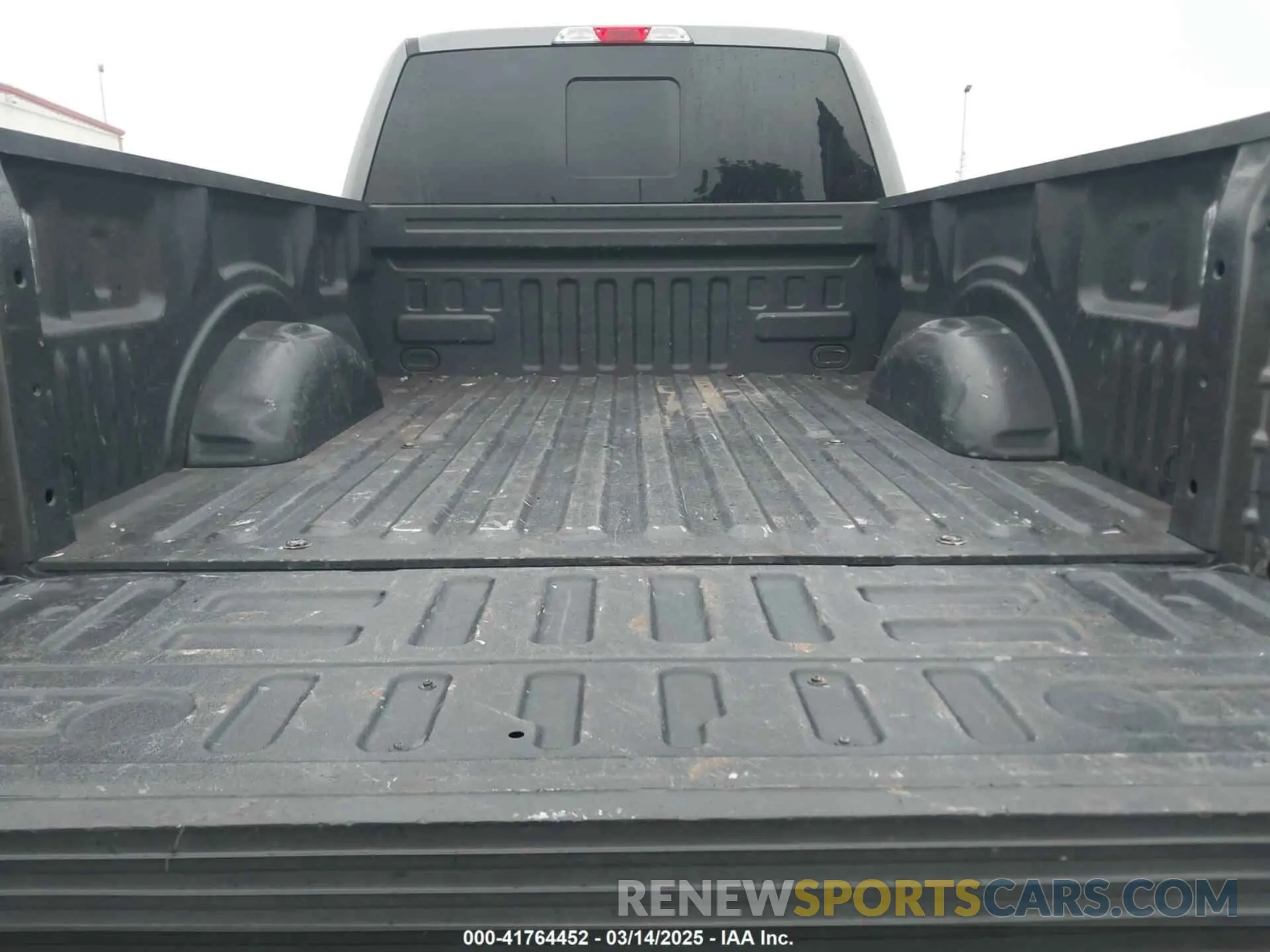 18 fotografías del automóvil dañado 1FTEX1CBXKKC23660 FORD F-150 2019