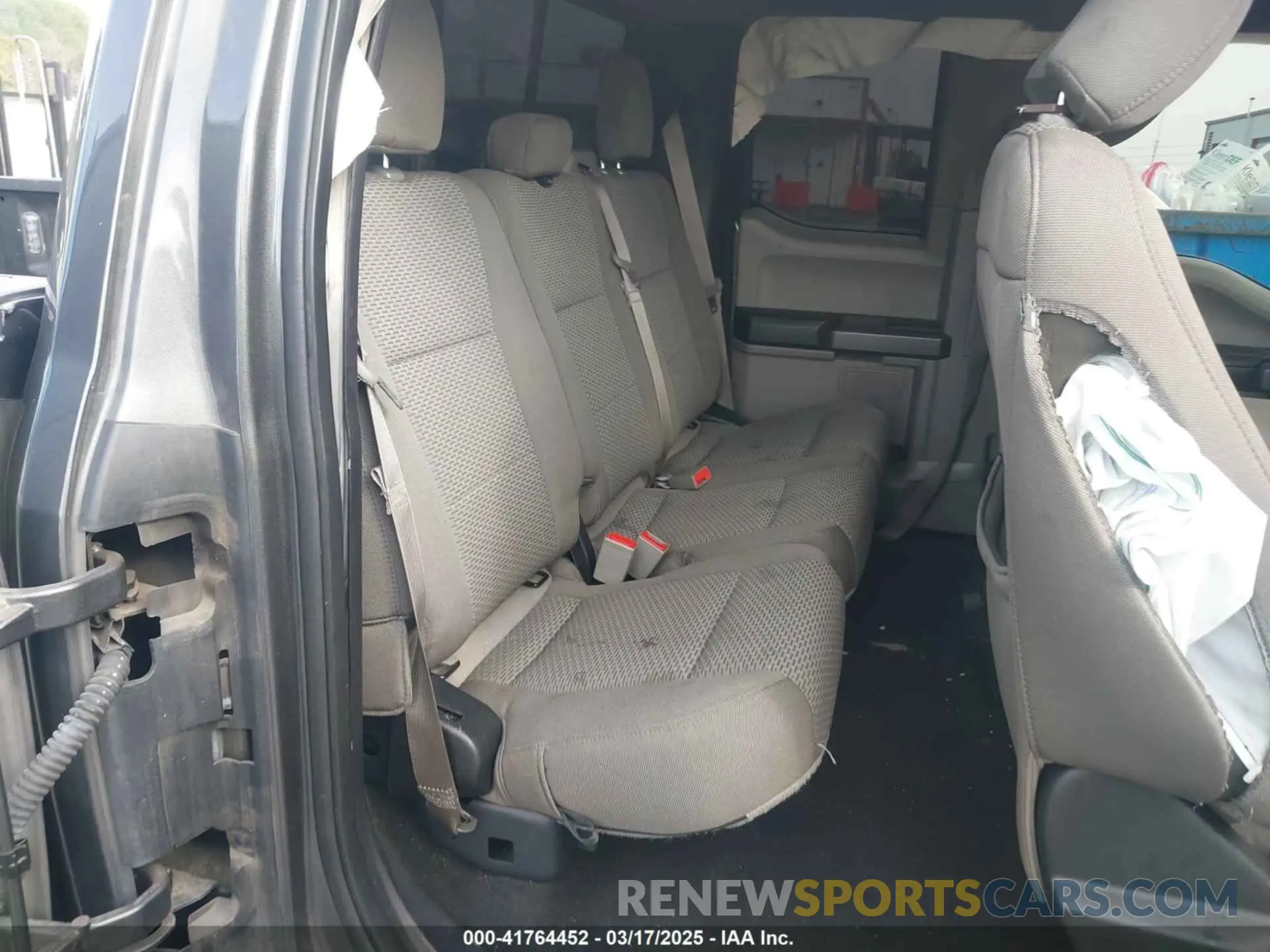 8 fotografías del automóvil dañado 1FTEX1CBXKKC23660 FORD F-150 2019