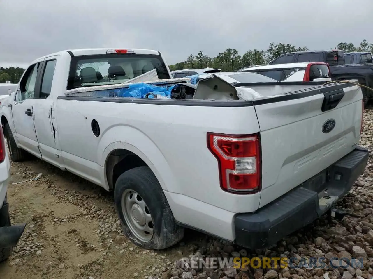 2 fotografías del automóvil dañado 1FTEX1CP2KKD50754 FORD F-150 2019