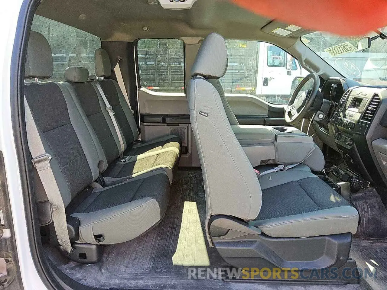 10 fotografías del automóvil dañado 1FTEX1CP3KKE83250 FORD F-150 2019
