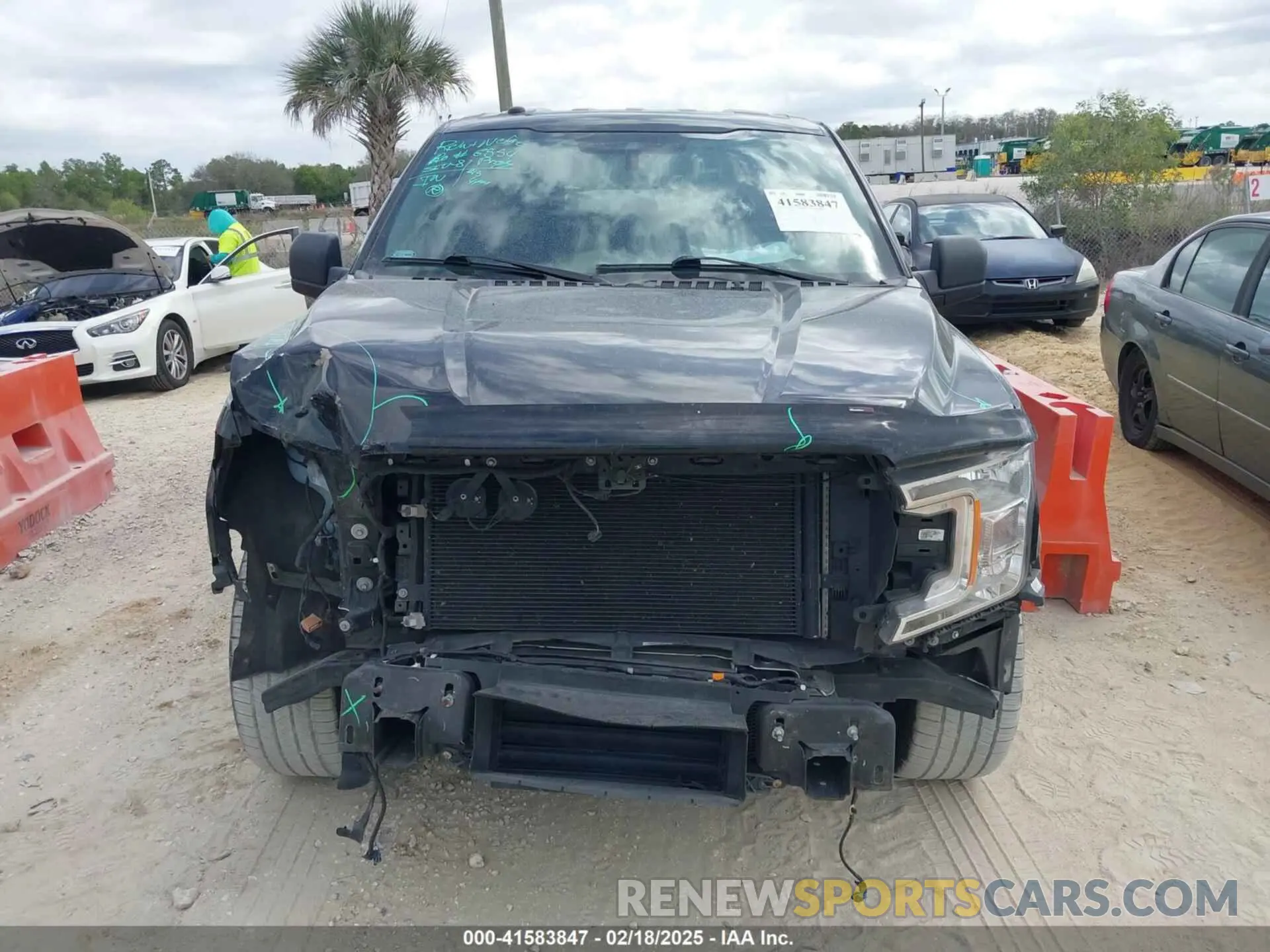 12 fotografías del automóvil dañado 1FTEX1CP5KKC65245 FORD F-150 2019