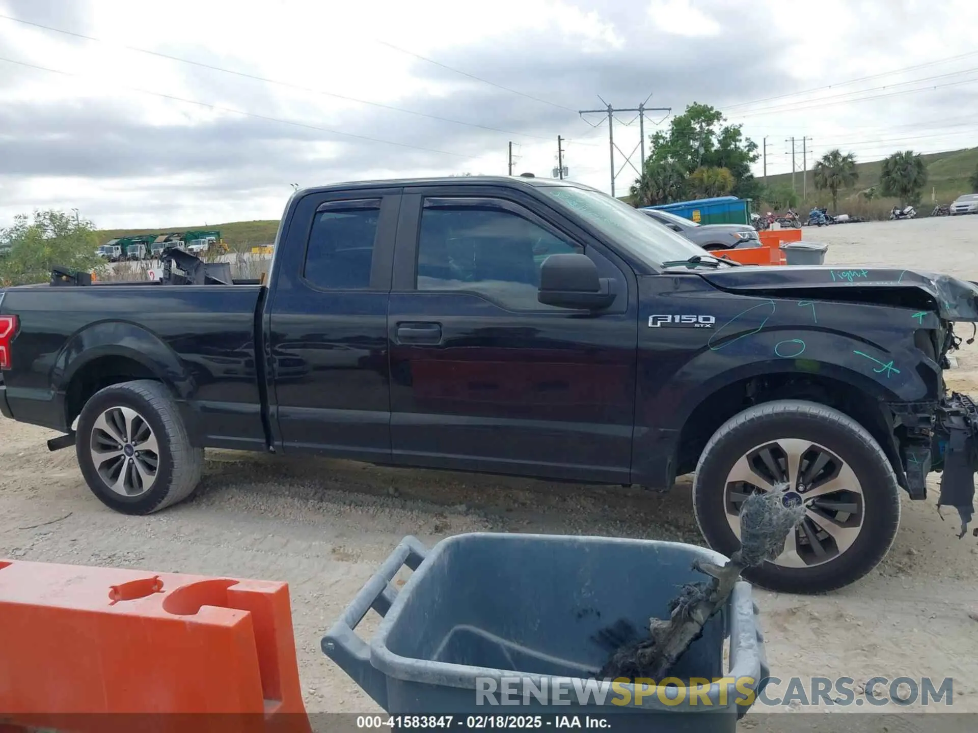 13 fotografías del automóvil dañado 1FTEX1CP5KKC65245 FORD F-150 2019