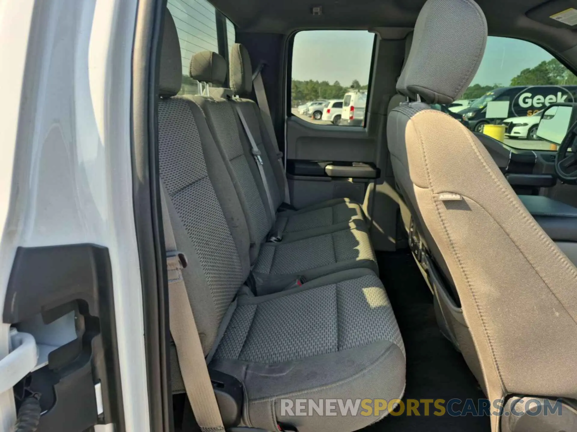 12 fotografías del automóvil dañado 1FTEX1CP9KKC43507 FORD F-150 2019